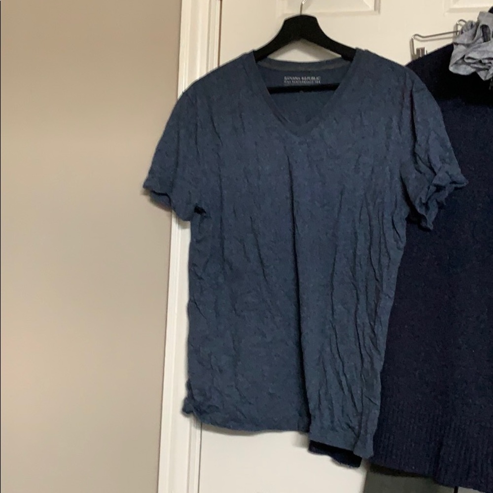 Banana Republic Pima performance v neck